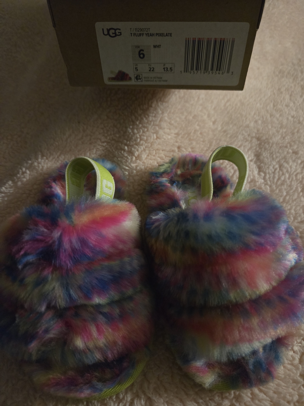 UGG Kids Fluff Slides in Rainbow Multi Faux Fur